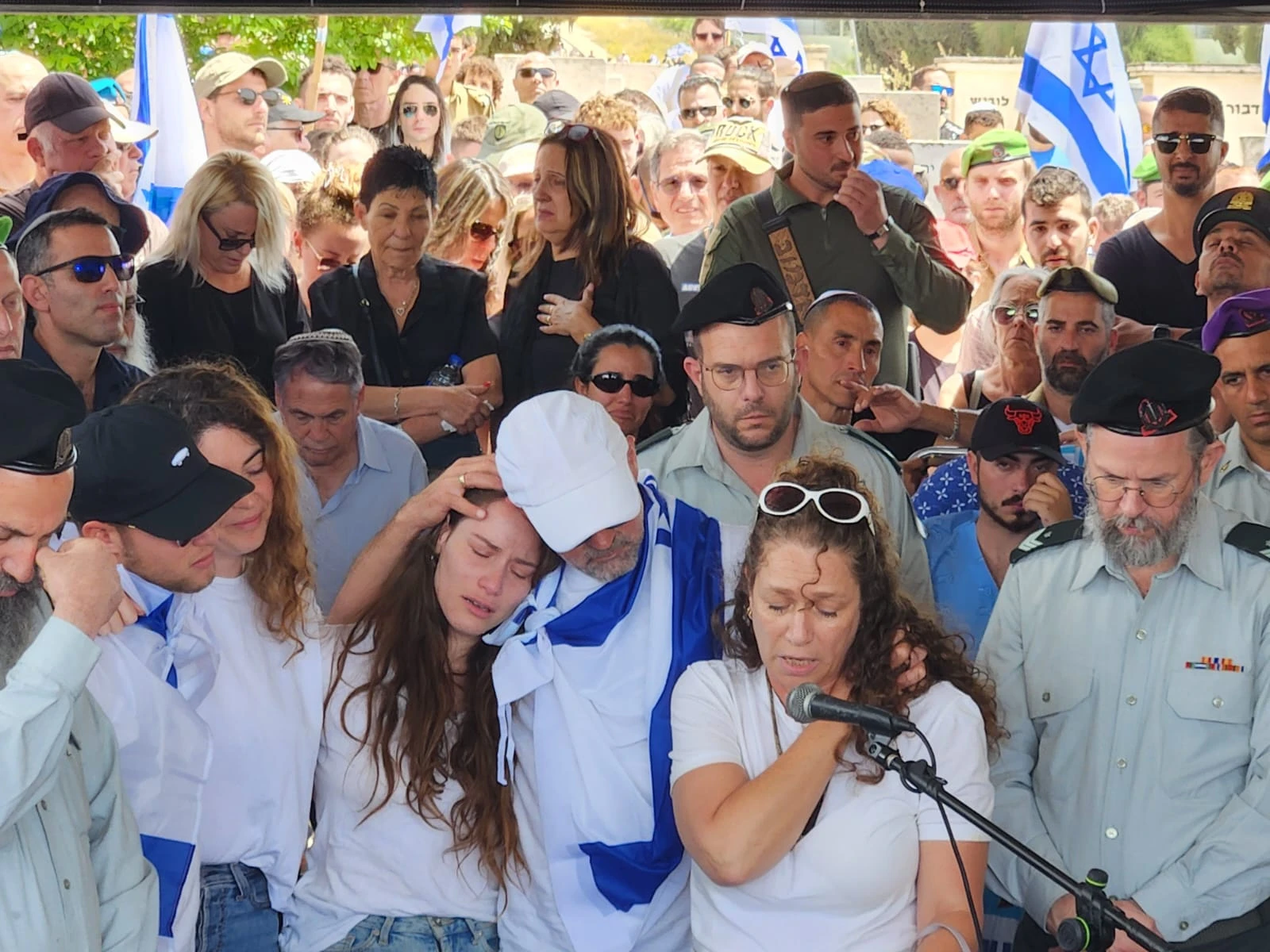 בהתפטרותו, ראש אמן אהרון חליוה הראה לרמטכל את הדרך החוצה