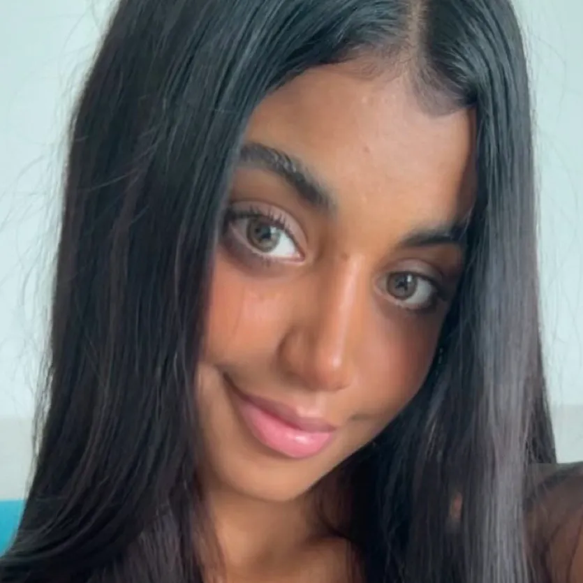 ‏תקופת ביוץ מלפפון בחריץ על בסיס יומי 👄 .