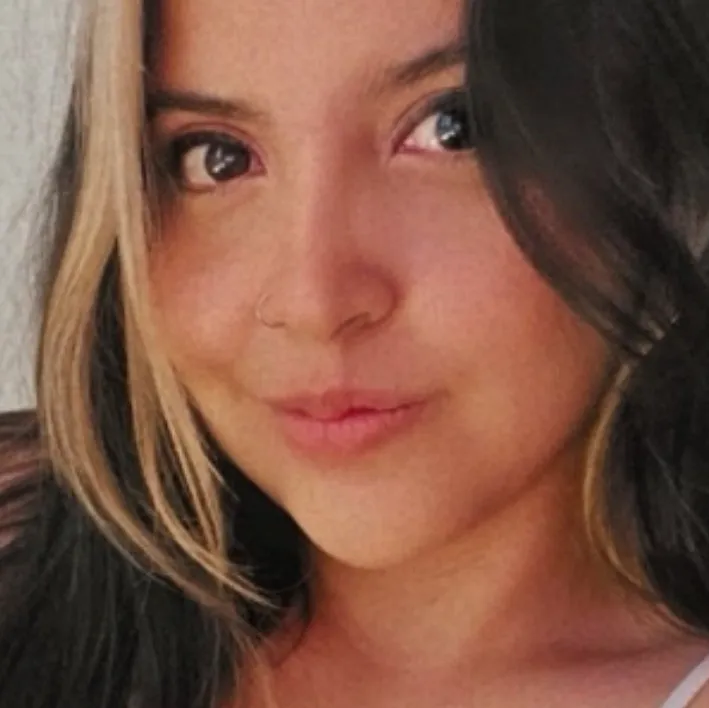 ‏תקופת ביוץ מלפפון בחריץ על בסיס יומי 👄 .