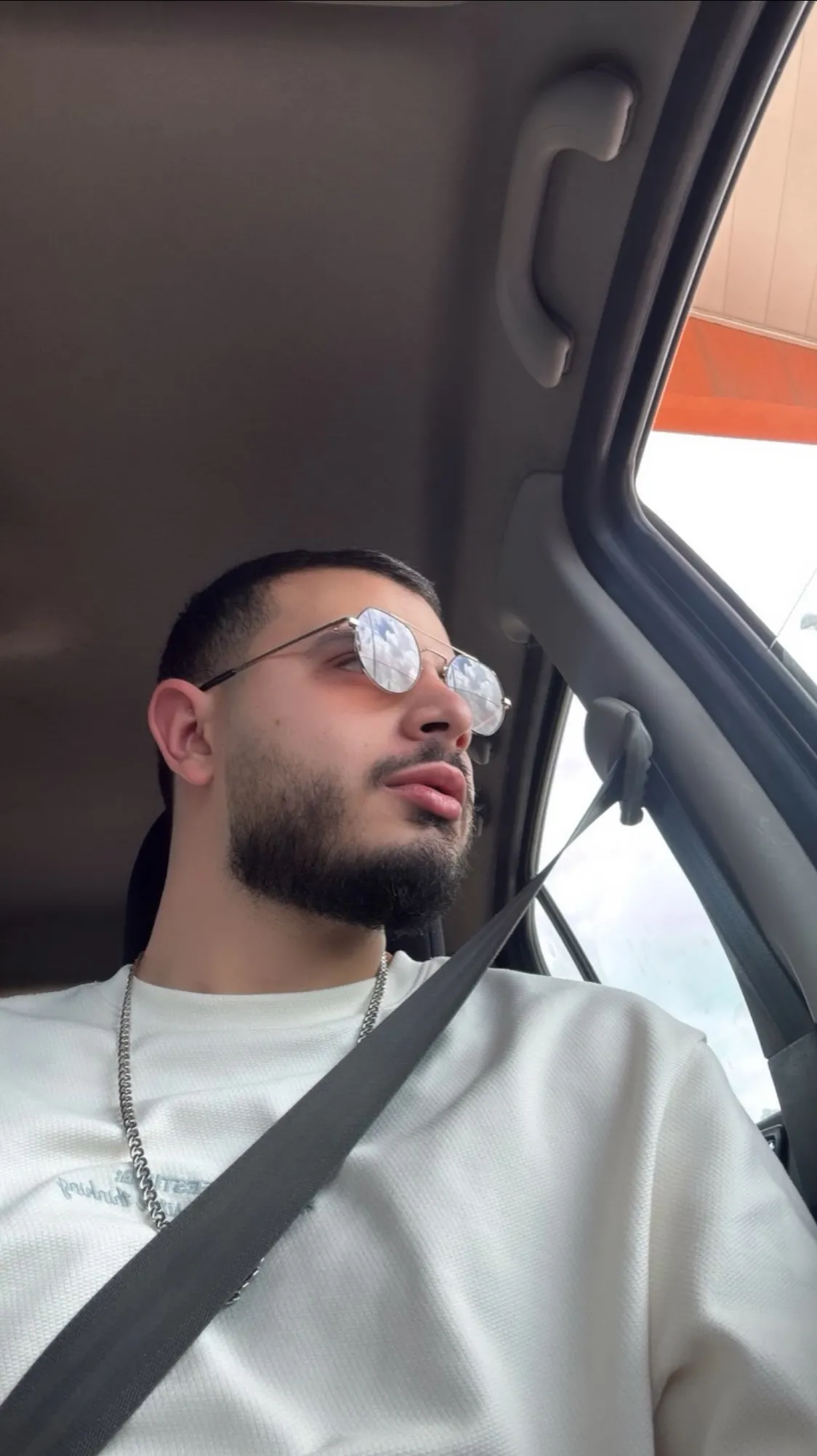 אביתר  לוגסי