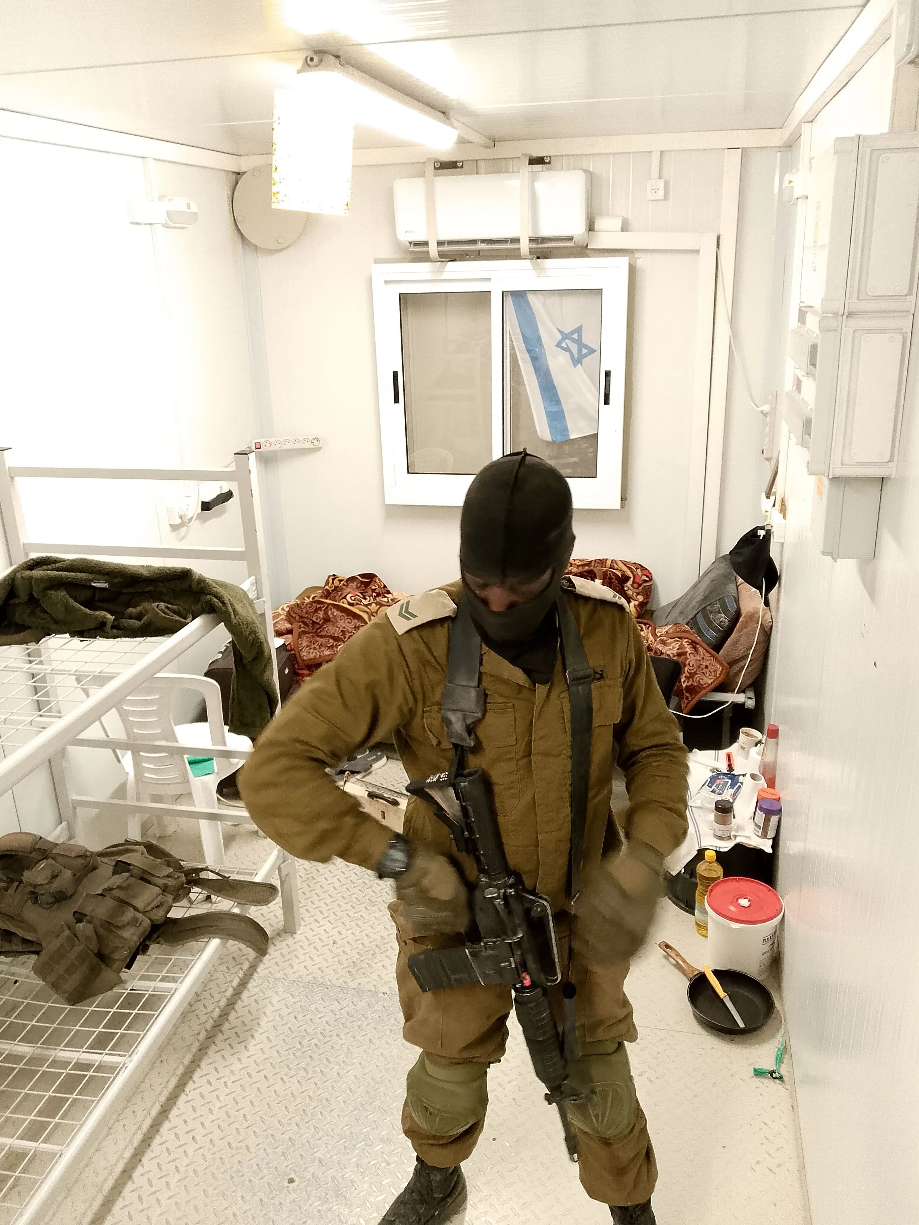 פתחי אבו עאדרה